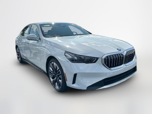 2025 BMW i5 xDrive40