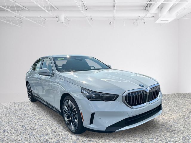 2025 BMW i5 xDrive40