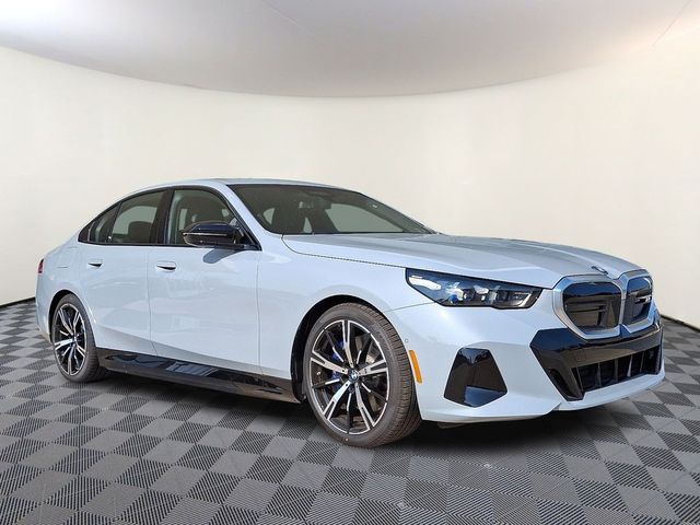 2025 BMW i5 M60