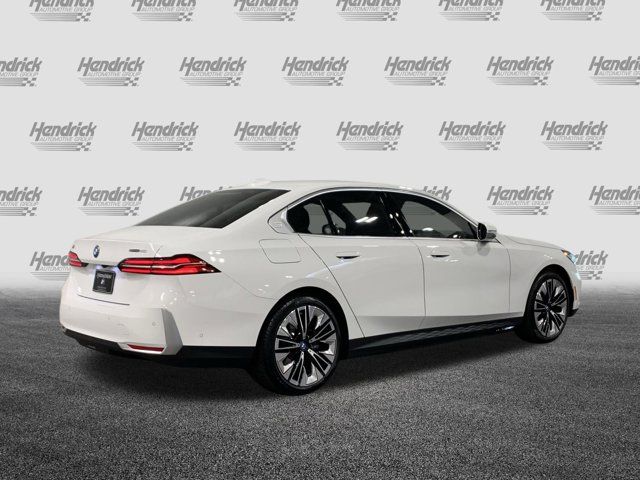 2025 BMW i5 eDrive40