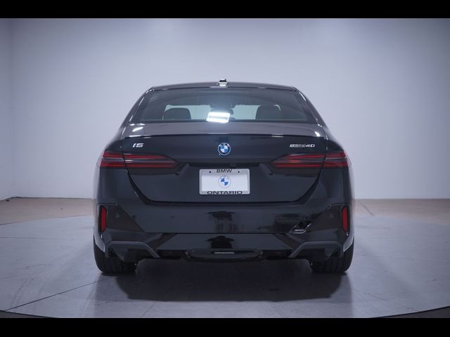 2025 BMW i5 eDrive40