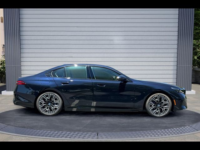 2025 BMW i5 xDrive40