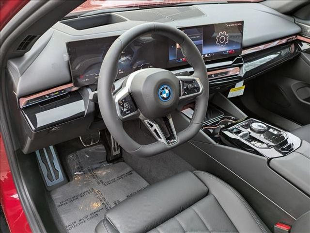 2025 BMW i5 xDrive40