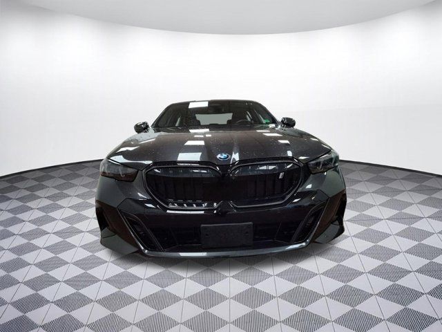 2025 BMW i5 xDrive40