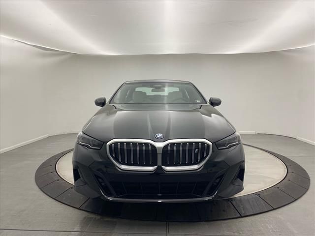 2025 BMW i5 xDrive40