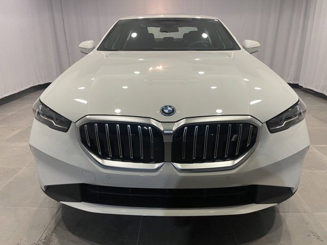 2025 BMW i5 xDrive40