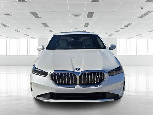 2025 BMW i5 xDrive40