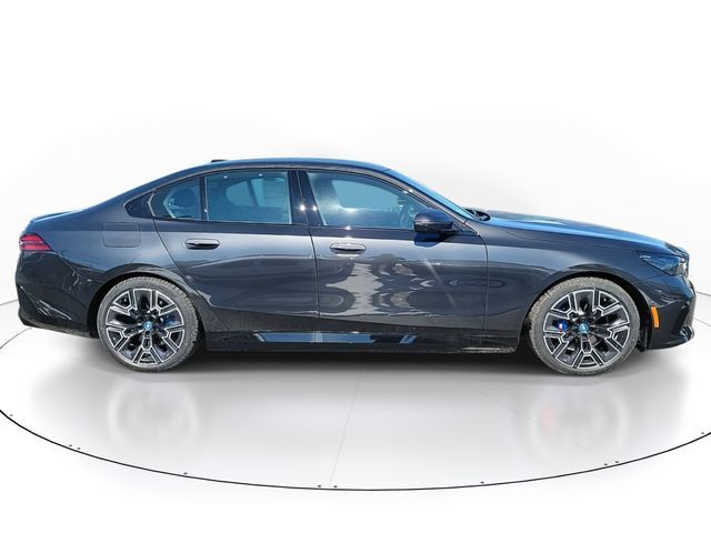 2025 BMW i5 xDrive40