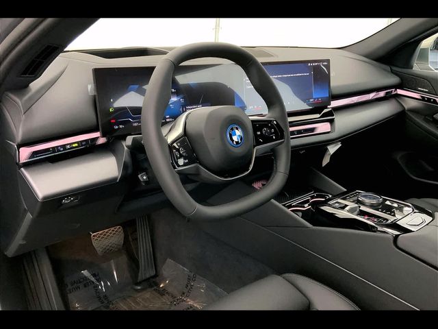 2025 BMW i5 xDrive40