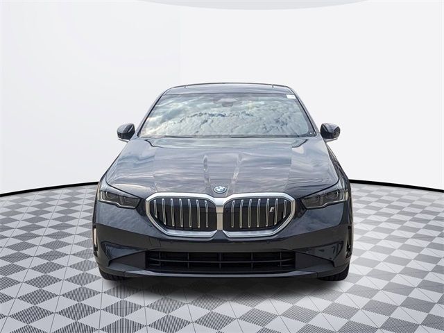 2025 BMW i5 xDrive40