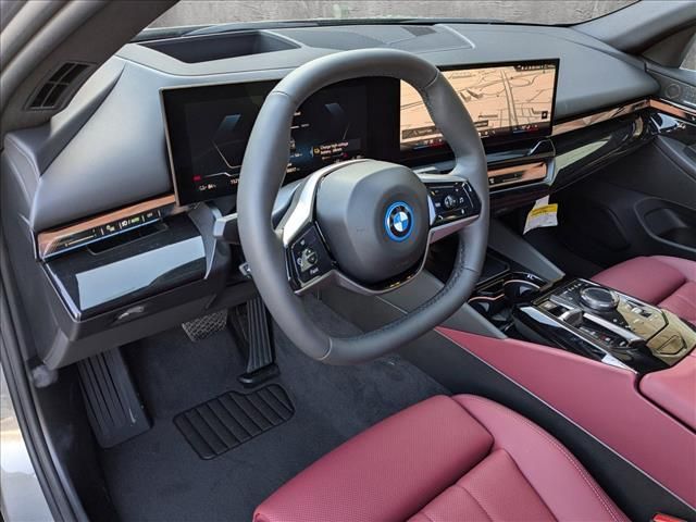 2025 BMW i5 xDrive40