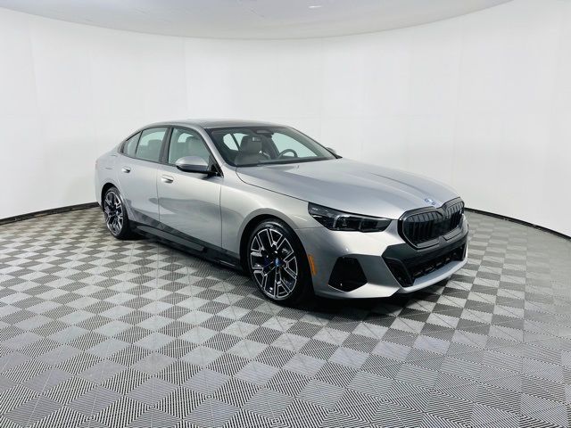 2025 BMW i5 xDrive40