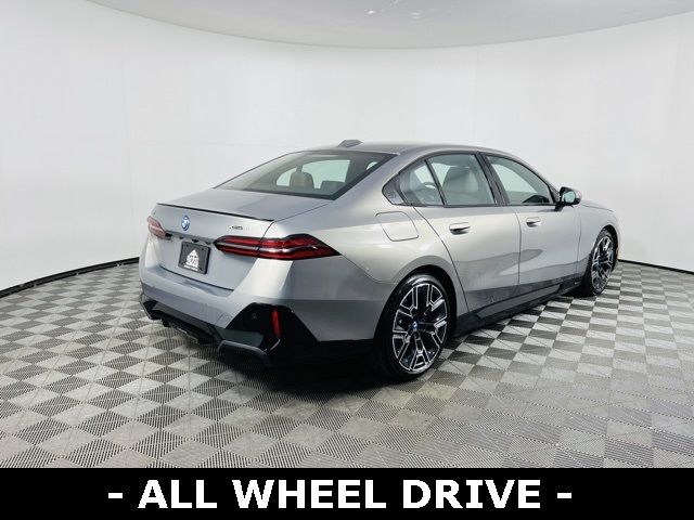 2025 BMW i5 xDrive40