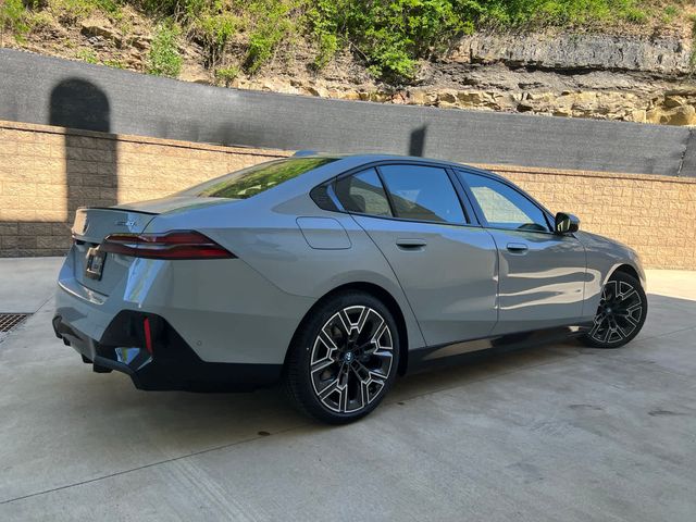 2025 BMW i5 xDrive40