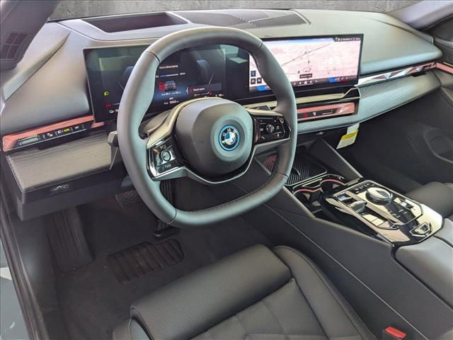 2025 BMW i5 xDrive40