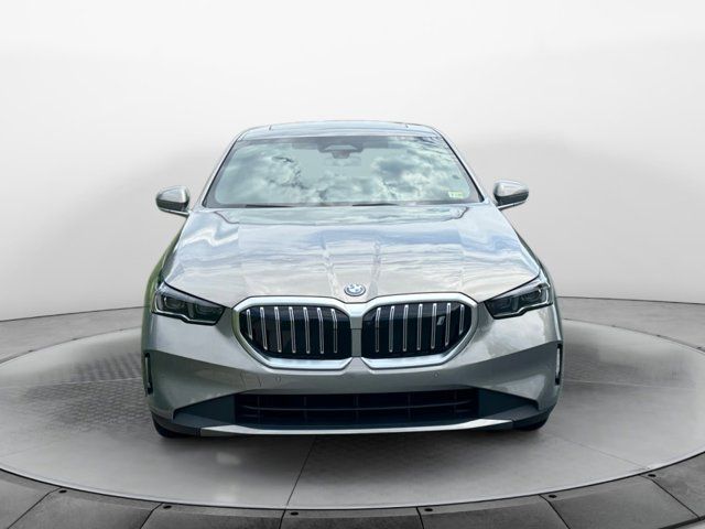 2025 BMW i5 xDrive40