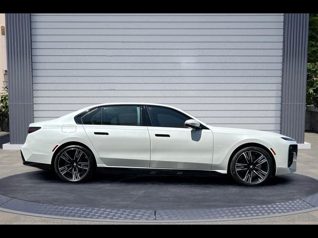 2025 BMW i7 eDrive50