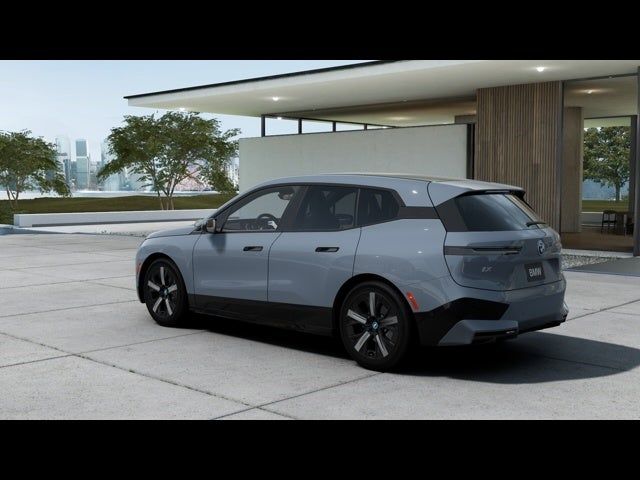 2025 BMW iX xDrive50