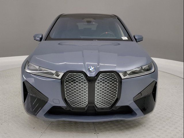 2025 BMW iX M60