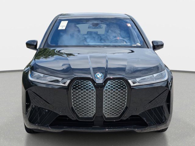 2025 BMW iX M60