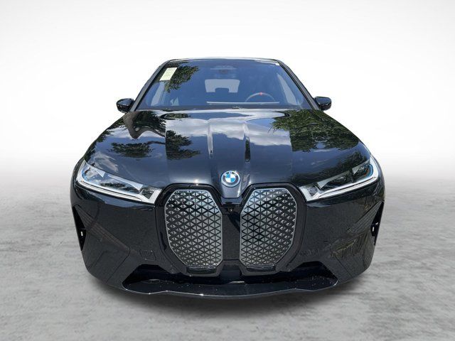 2025 BMW iX M60