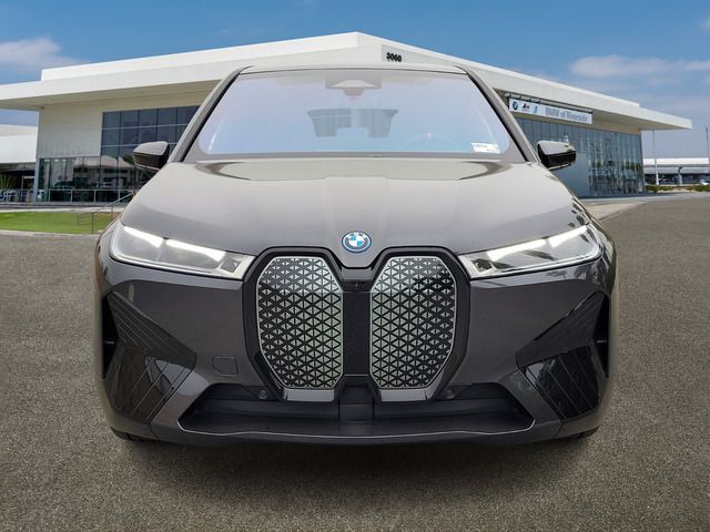 2025 BMW iX M60