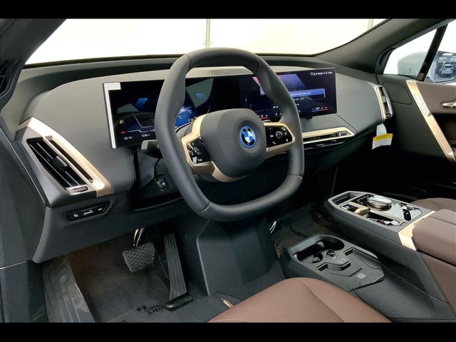 2025 BMW iX xDrive50