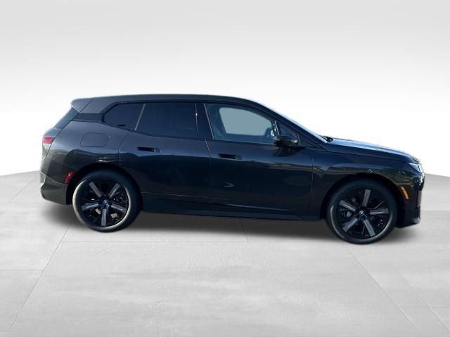 2025 BMW iX xDrive50