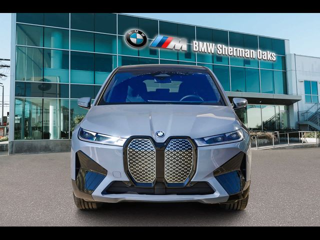 2025 BMW iX xDrive50