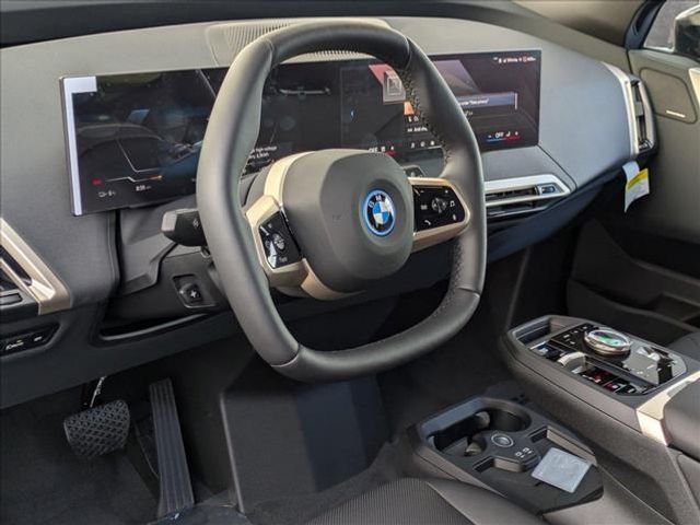 2025 BMW iX xDrive50