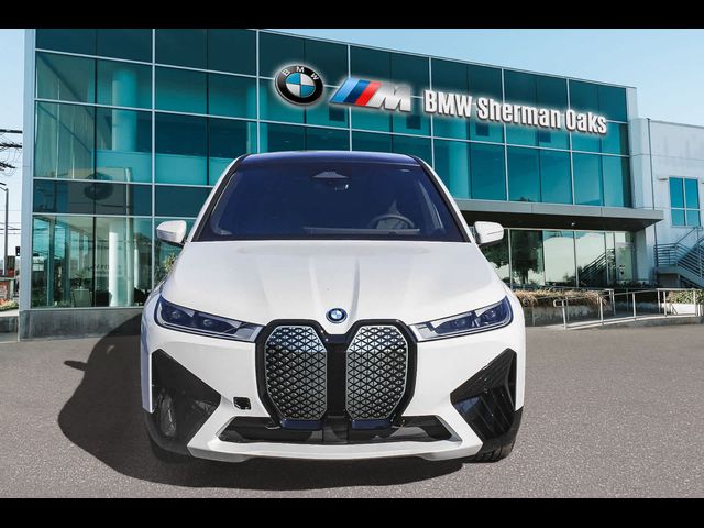 2025 BMW iX xDrive50