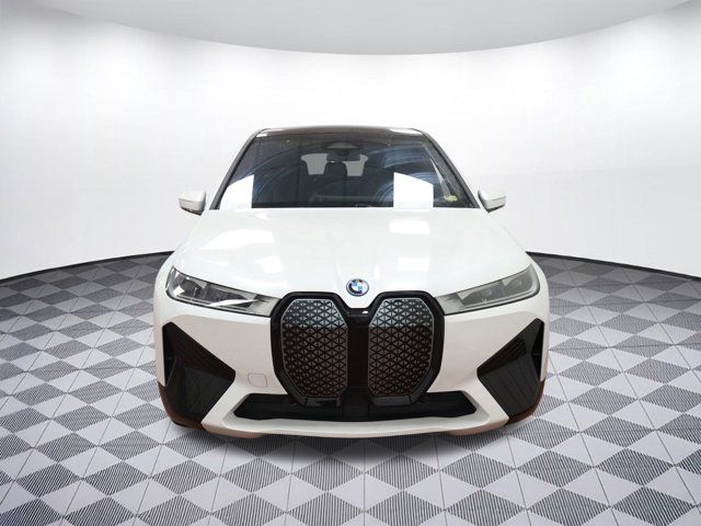 2025 BMW iX xDrive50
