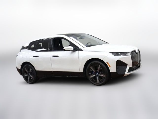 2025 BMW iX xDrive50
