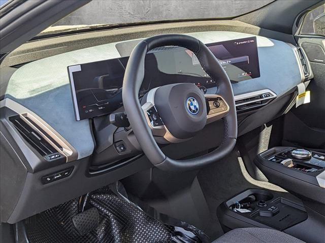 2025 BMW iX xDrive50