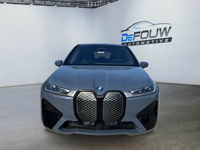 2025 BMW iX xDrive50