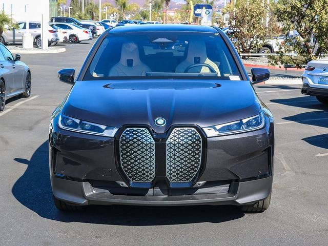 2025 BMW iX xDrive50