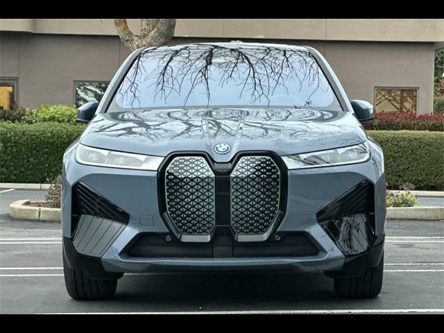 2025 BMW iX xDrive50