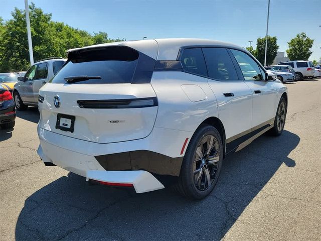 2025 BMW iX xDrive50