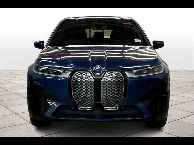 2025 BMW iX xDrive50