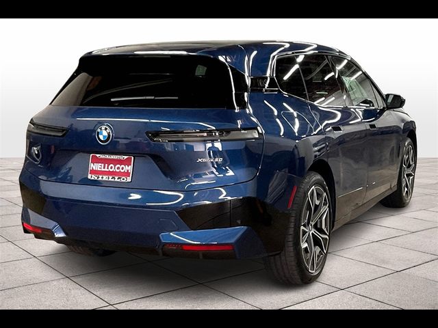 2025 BMW iX xDrive50