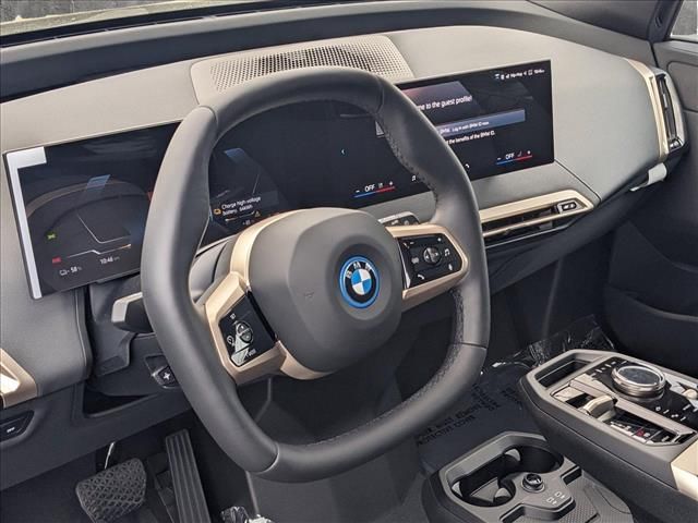 2025 BMW iX xDrive50