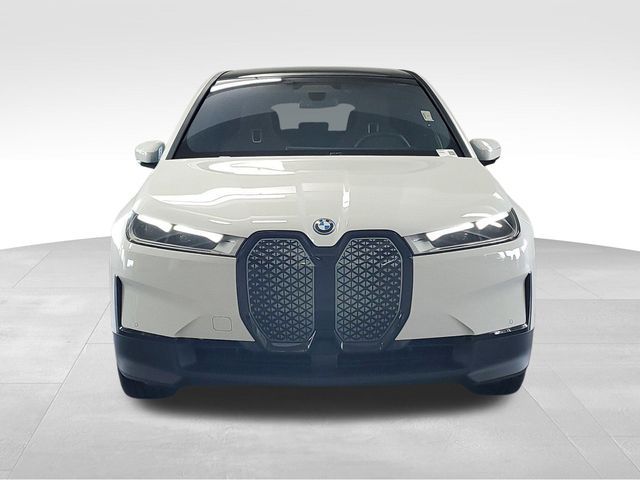 2025 BMW iX xDrive50