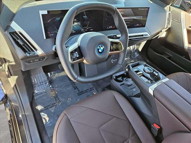 2025 BMW iX xDrive50