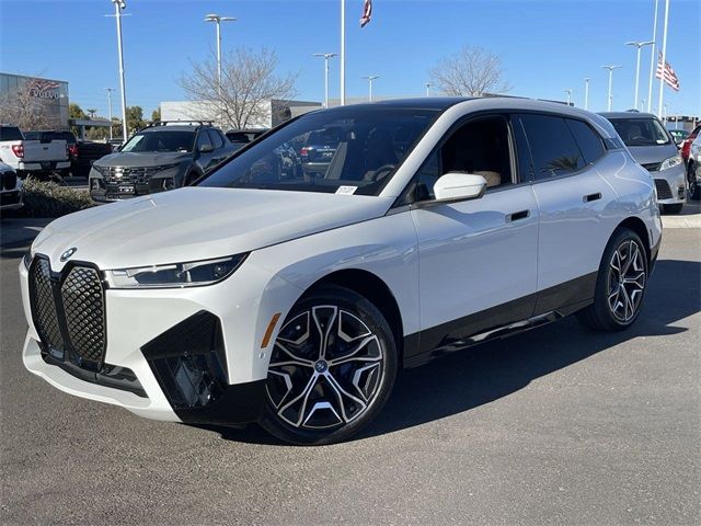 2025 BMW iX xDrive50