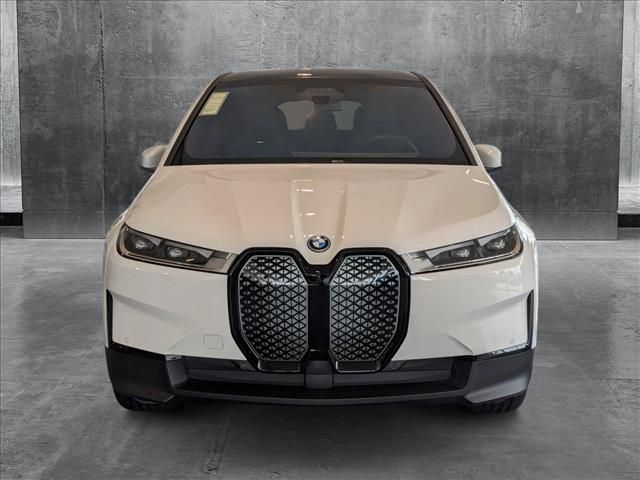 2025 BMW iX xDrive50