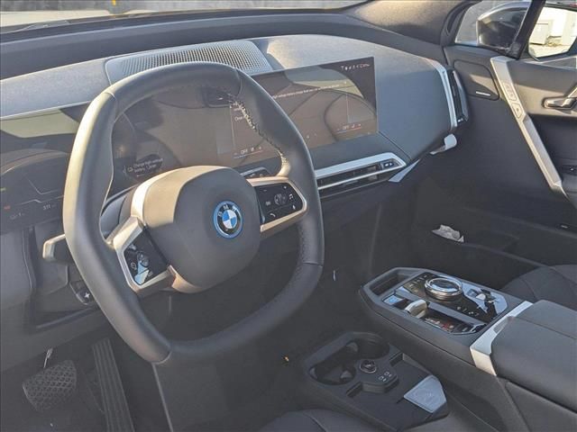 2025 BMW iX xDrive50