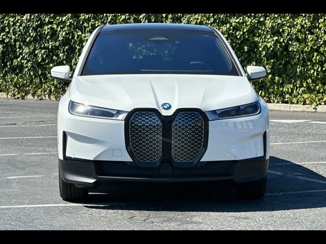 2025 BMW iX xDrive50