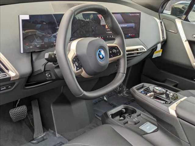 2025 BMW iX xDrive50