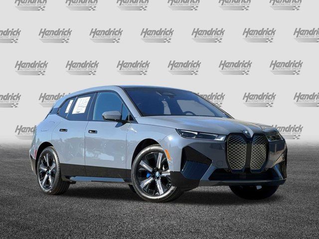 2025 BMW iX xDrive50