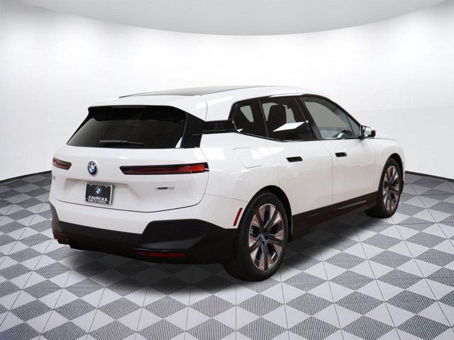 2025 BMW iX xDrive50